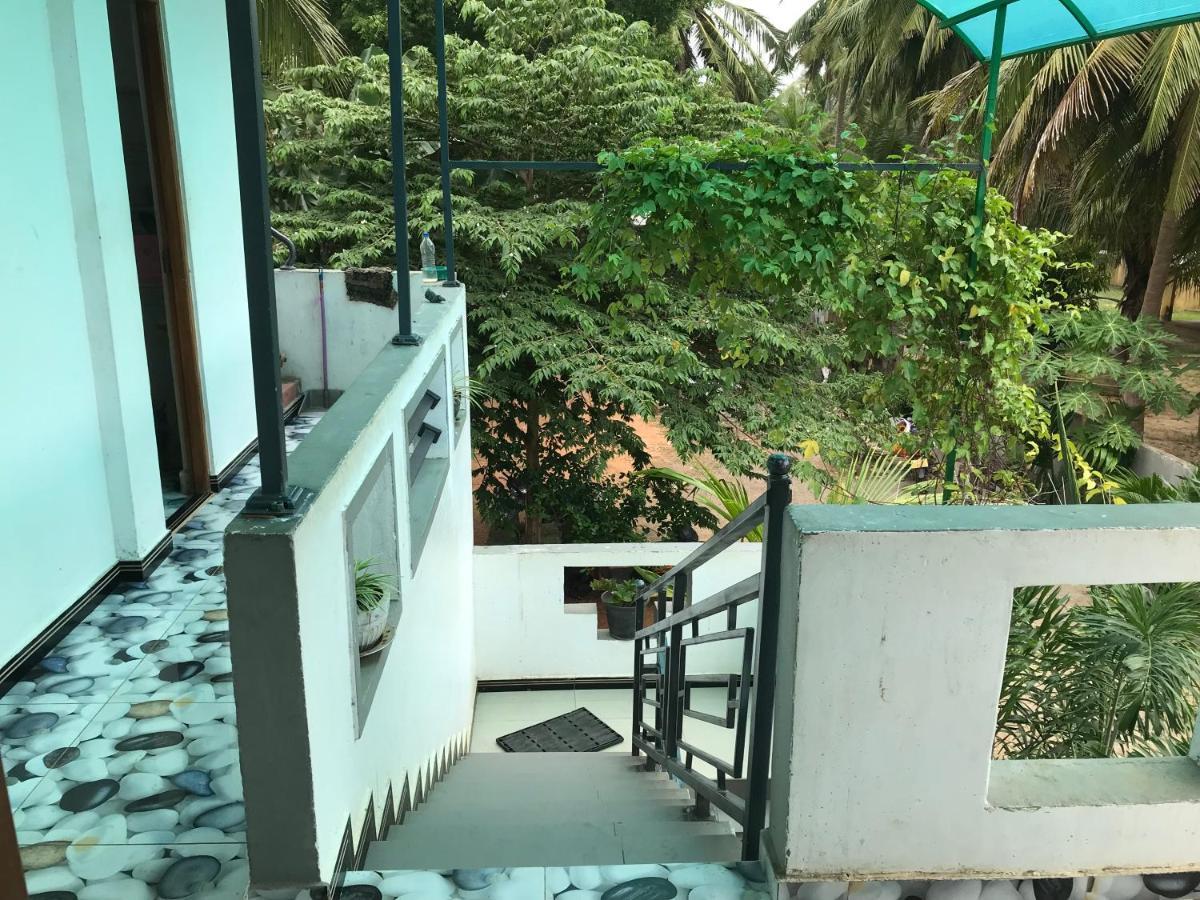 Green Star Villa Jaffna Bagian luar foto