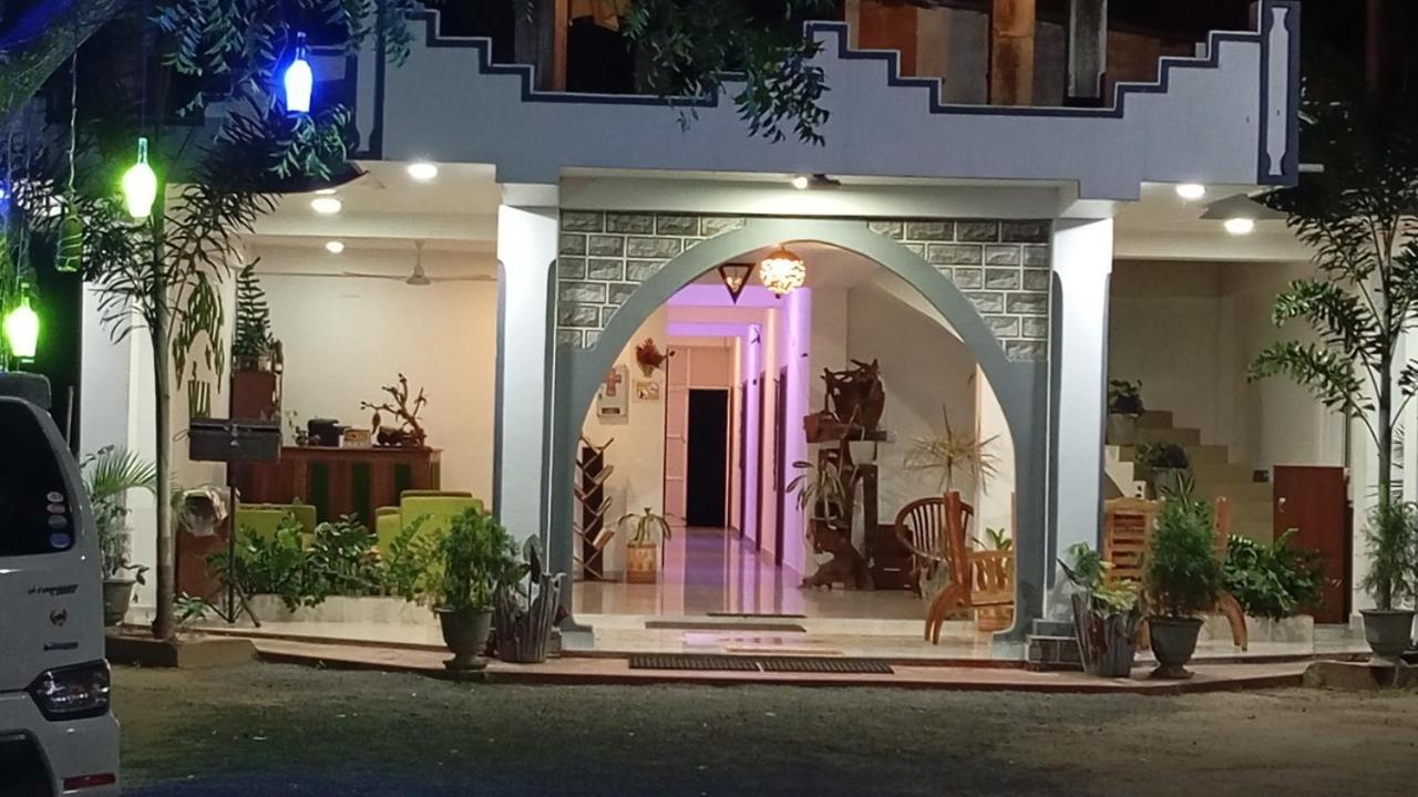 Green Star Villa Jaffna Bagian luar foto